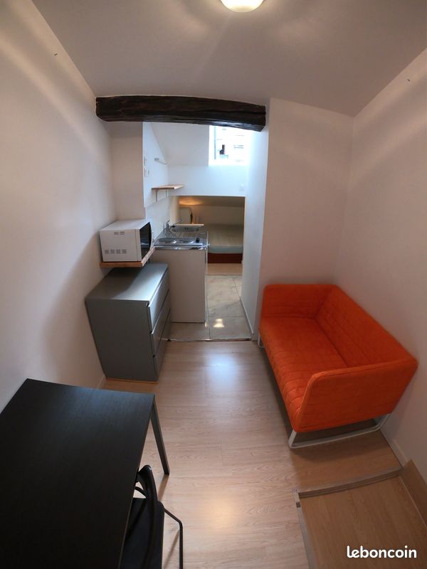 Studio hyper centre 9.20m² - Locations