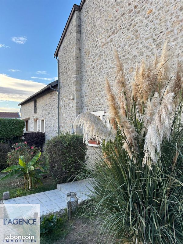 Maison 7 pièces 171 m² · à Fismes · 171 m² · 335 000 €