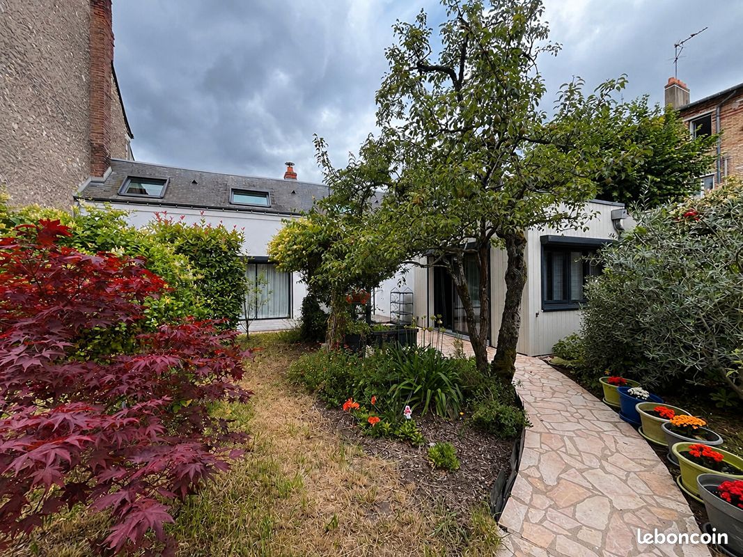 Maison 5 pièces 103 m² · à Tours · 103 m² · 399 900 €