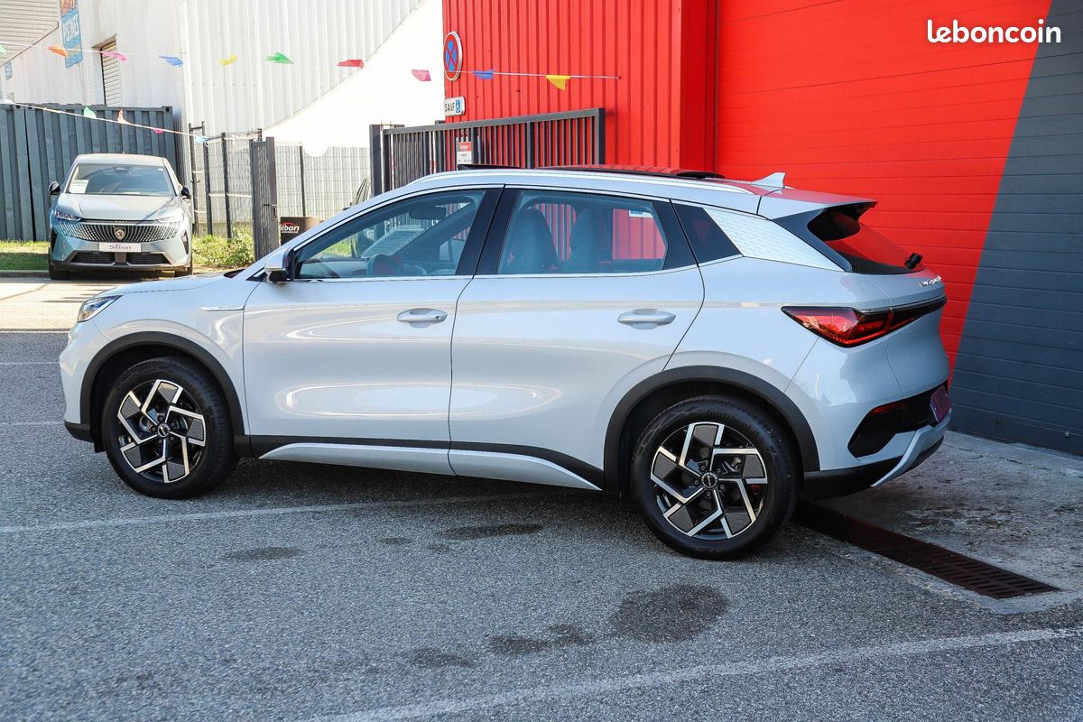 BYD ATTO 3 Design - SUV 100% electrique - 204 ch - 60,5 KWh (image 3)