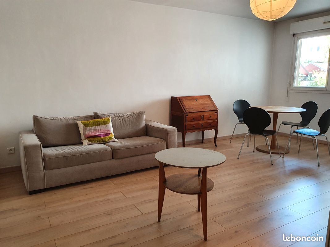 Appartement 2 pièces 37 m² · à Aix-en-Provence · 37 m² · 876 €