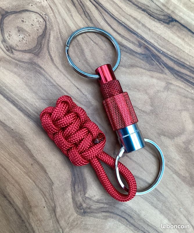 UBRAVE Paracorde Porte-clés Mousqueton Tressé, Paracorde Tressée avec Porte-clés Outils de Camping,Torsadé Très Résistants et Durables avec Mousqueton pour Le Alpinisme Camping Randonnées Pédestres UBRAVE Paracorde Porte-clés Mousqueton Tressé, Paracorde Tressée avec Porte-clés Outils de Camping,Torsadé Très Résistants et Durables avec Mousqueton pour Le Alpinisme Camping Randonnées Pédestres