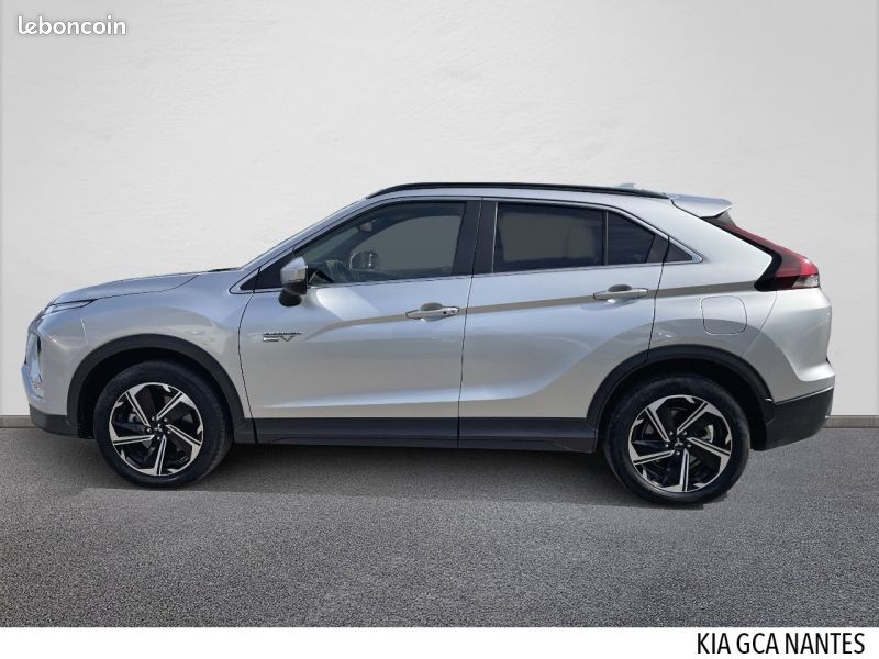 Mitsubishi Eclipse Cross 2.4 MIVEC PHEV 188ch Intense Edition 4WD (image 2)