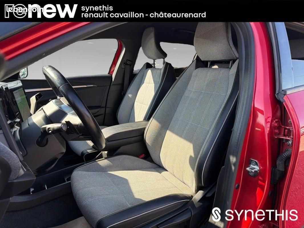 Renault Mégane E-TECH EV60 220 ch optimum charge Techno (image 8)