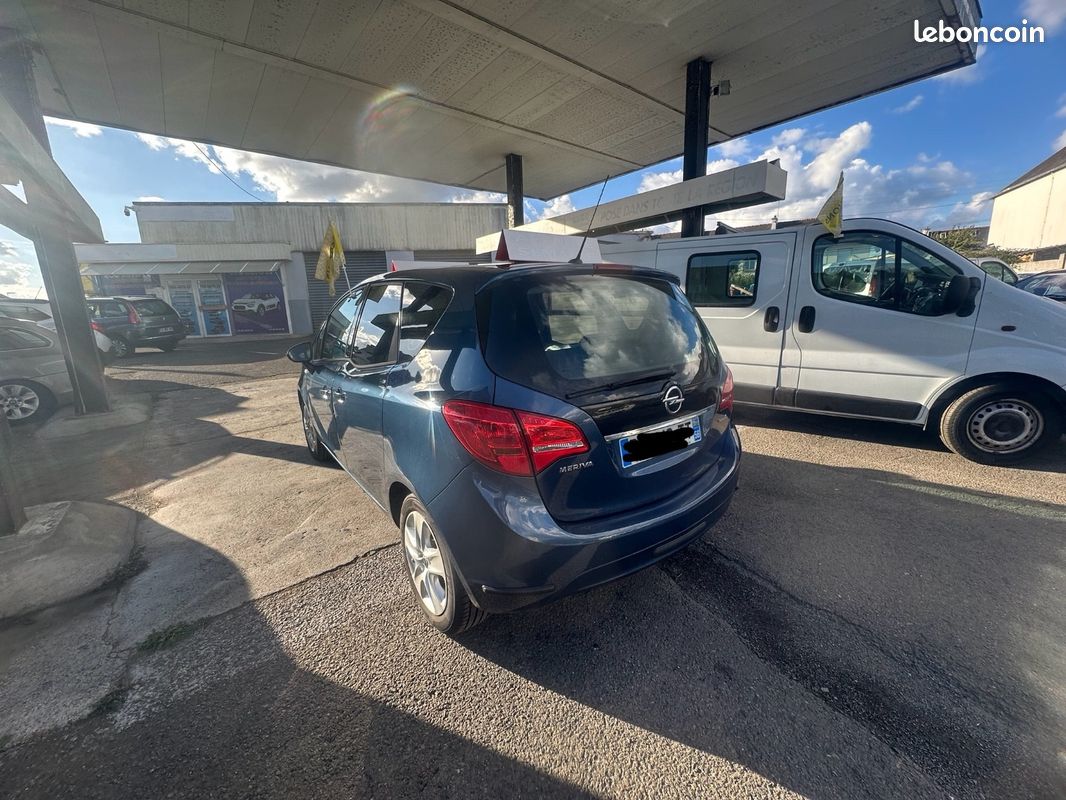 Opel Meriva 1.4i 120 cv (image 2)