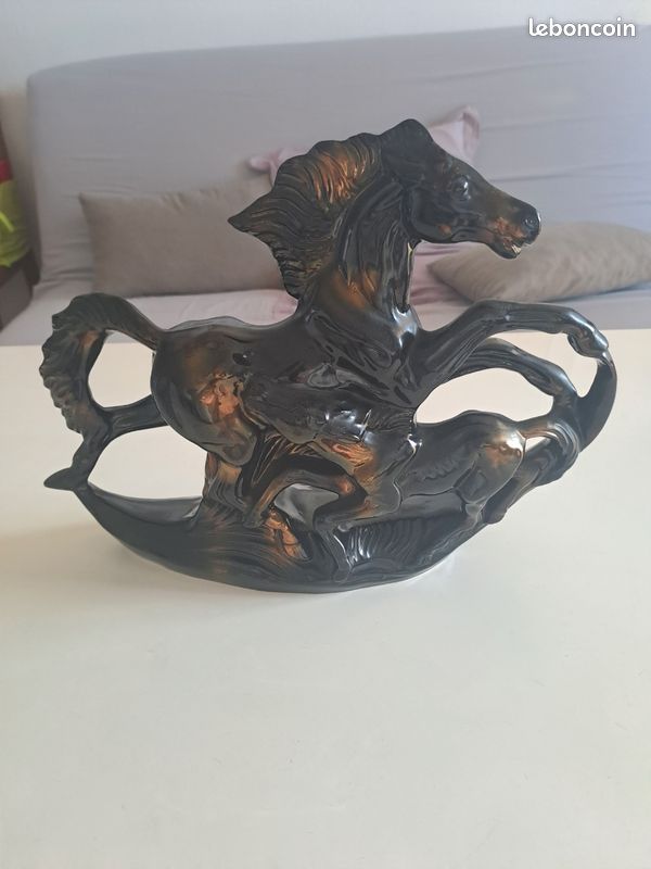 Statue Cheval (image 1)