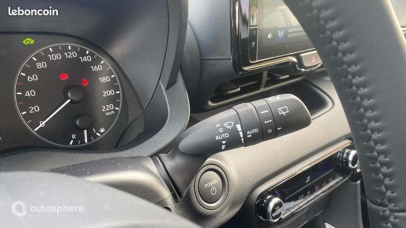 Toyota Yaris 116h Dynamic 5p MY25 (image 24)