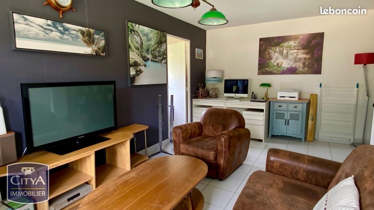 Appartement 3 pièces 52 m² · à L'Aigle · 52 m² · 55 000 €