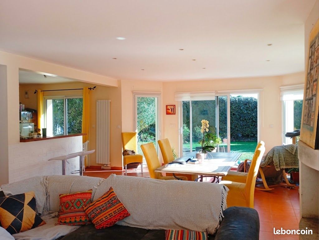 Maison 9 pièces 165 m² · à Saint-Méloir-des-Ondes · 165 m² · 565 000 €