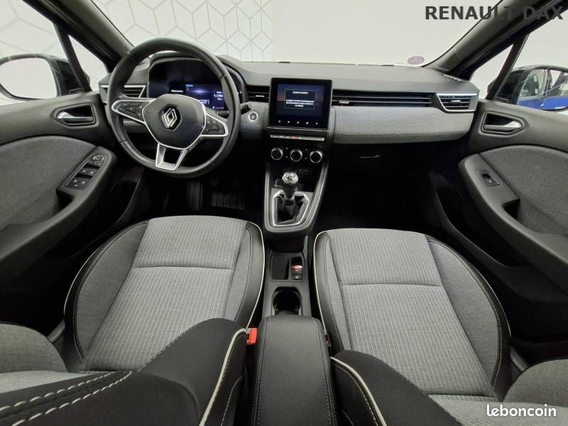 Renault Clio TCe 90 Techno (image 26)