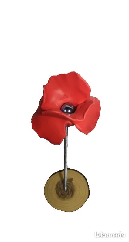 COQUELICOT SCULPTE MAIN-socle bois - imperméable -Artisanat Populaire - (image 4)