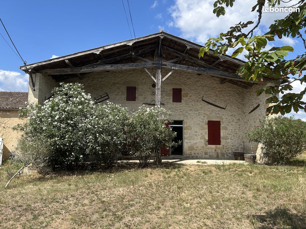 Maison 4 pièces 145 m² · à Aillas · 145 m² · 180 500 €