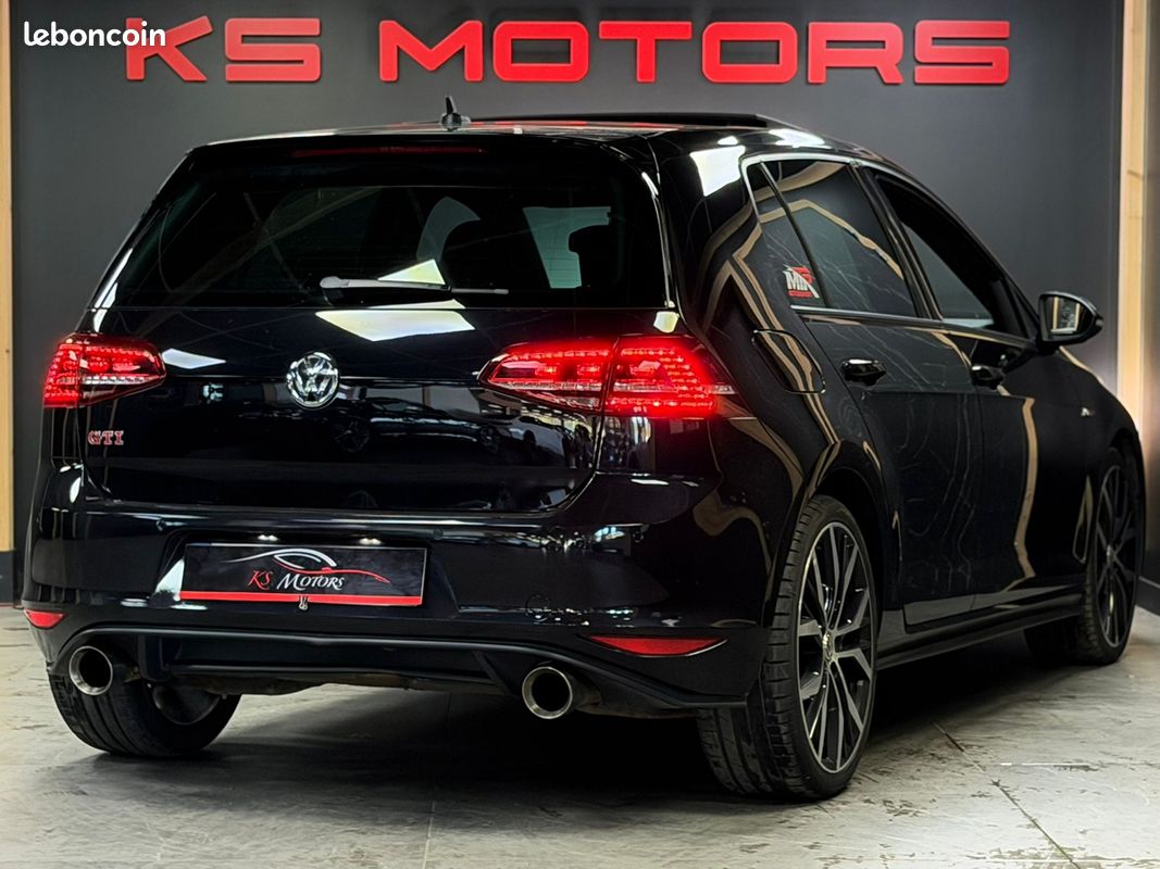 Volkswagen GOLF VII 2.0 TSI 230CH BVA GPS TEL TOIT OUVRANT (KS MOTORS) (image 17)
