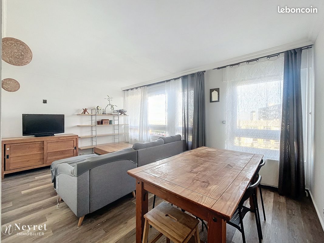 Appartement 4 pièces 84 m² · à Oullins-Pierre-Bénite · 84 m² · 209 000 €