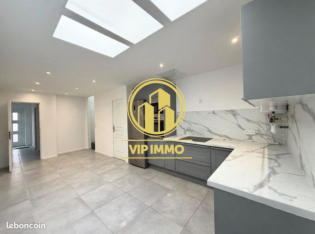 Immeuble 90 m² · à Tourcoing · 90 m² · 239 000 €
