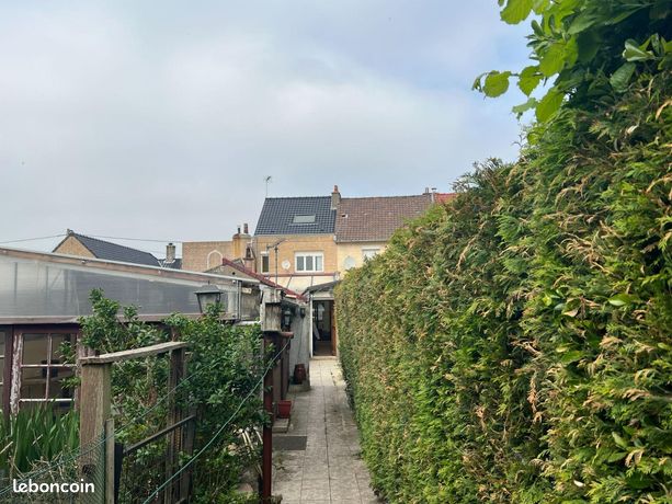 Propriété 5 pièces 102 m²