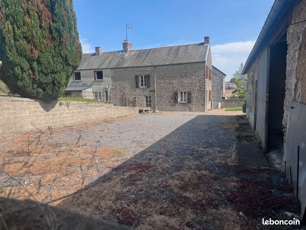 Maison 4 pièces 93 m² · à Gratot · 93 m² · 145 000 €