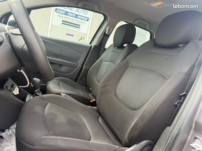 Renault captur ph2 1.5 dci 90ch edc intens faibles kms excellent état (image 6)