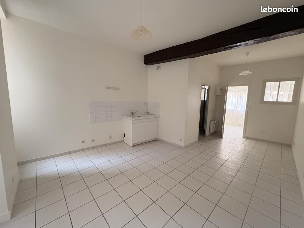 Appartement 2 pièces 34 m² · à Chinon · 34 m² · 349 €/mois