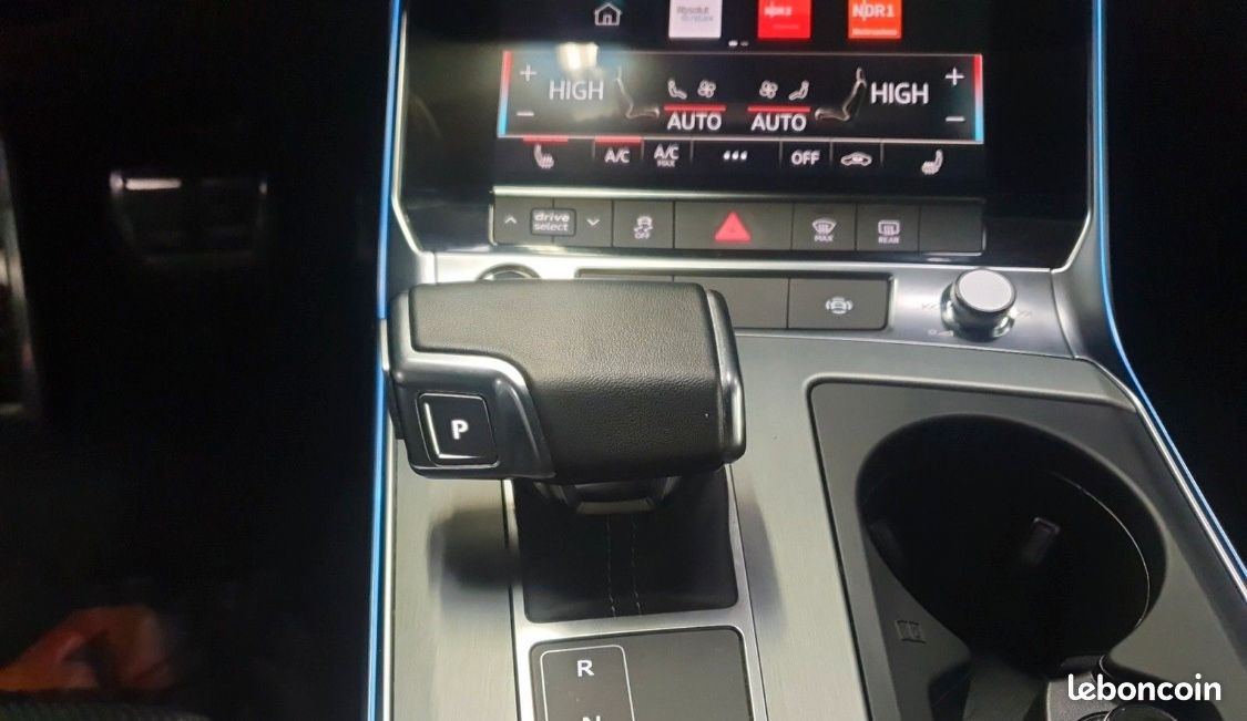 Audi A6 AVANT QUATTRO 50 TFSIe 299 S-LINE HYBRIDE RECHARGEABLE / REGULATEUR DE DISTANCE SIEGES ET... (image 7)