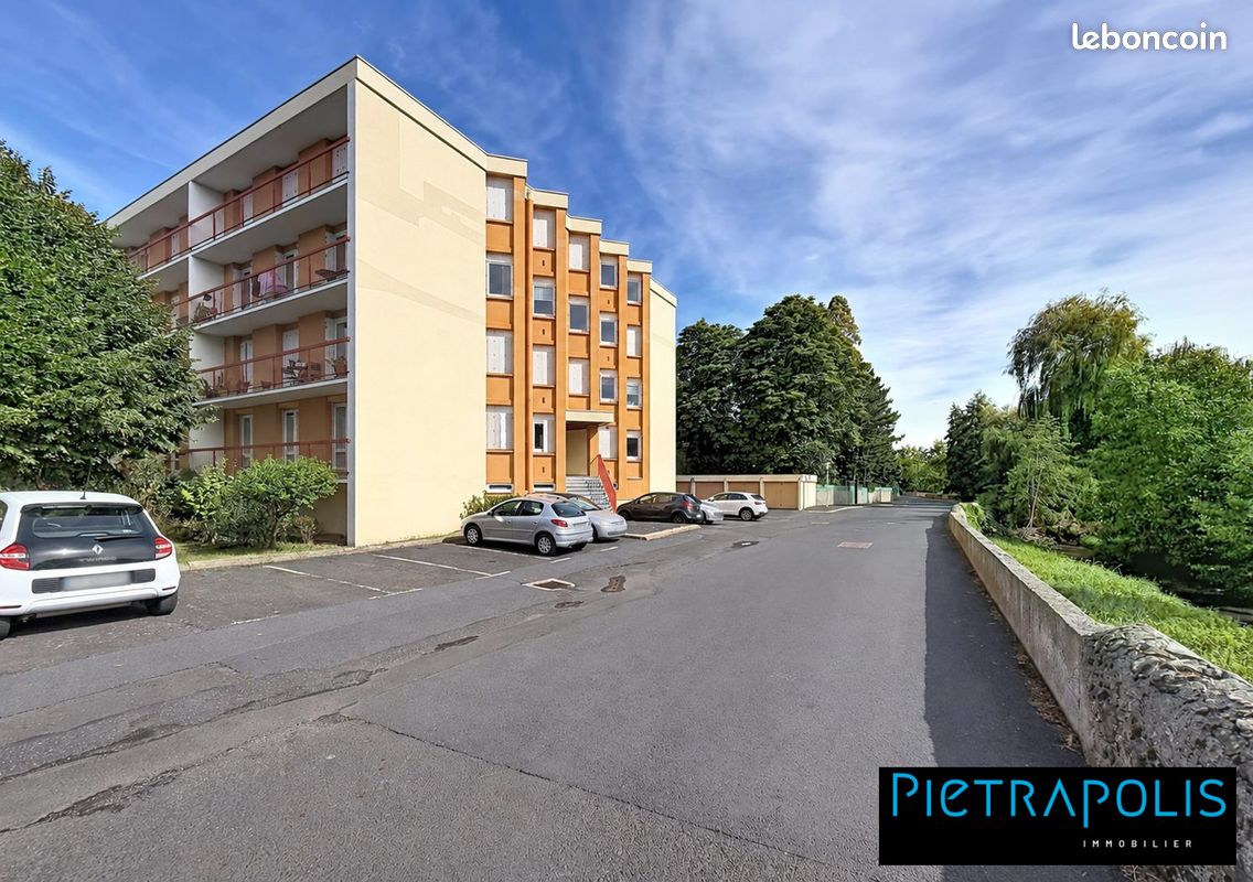 Appartement 4 pièces 84 m² · à Vals-près-le-Puy · 84 m² · 125 000 €