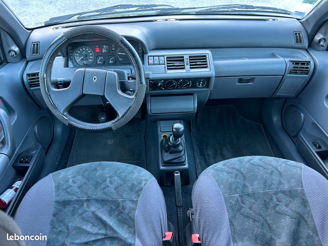 RENAULT CLIO 1.9D 68Cv (image 6)