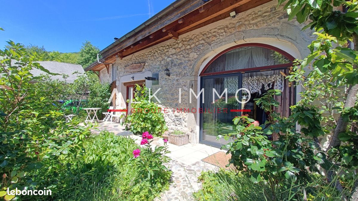 Maison 4 pièces 85 m² · à Contamine-Sarzin · 85 m² · 298 000 €