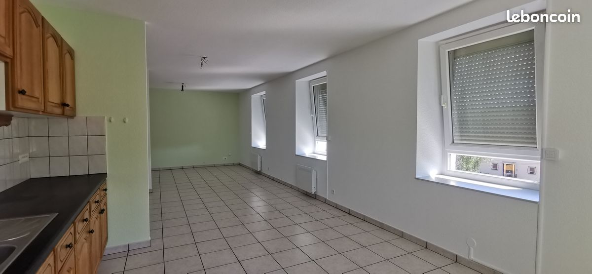 Appartement 6 pièces 107 m² · à Héricourt · 107 m² · 800 €/mois