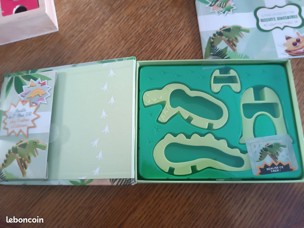 Coffret biscuits dinosaures (image 2)