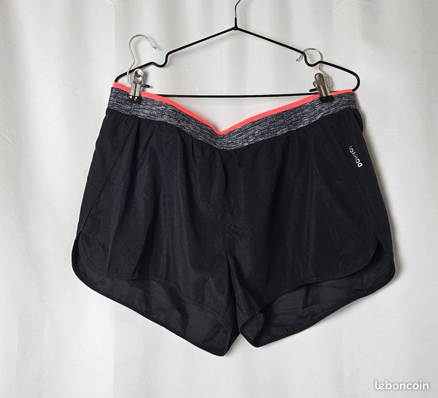 Short De Sport Domyos Noir Pour Femme - Taille M - Yoga Gym - État Parfait
