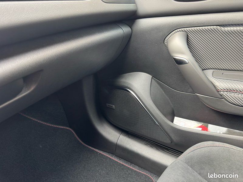 RENAULT MEGANE RS ULTIME NEUVE ( 10 KMS ) MALUS A PREVOIR 11164 GARANTIE 10/2028 dernier modèle disponible (image 14)