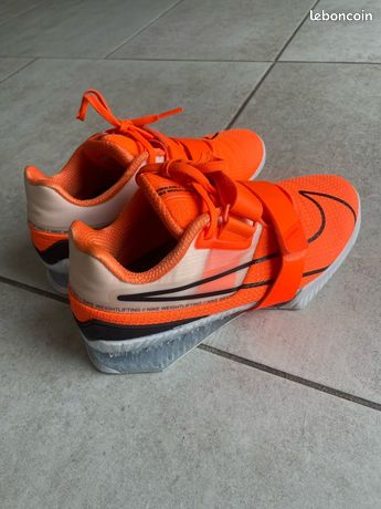 Chaussures d'haltérophilie Nike Romaleos 4 pointure 38 d'occasion