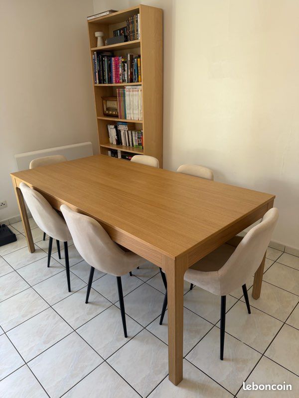 Lot Table + 4 chaises – 180/240 cm (image 1)