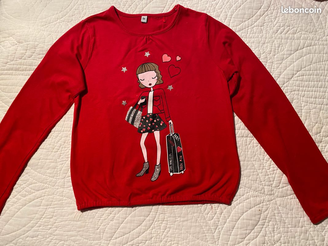 T Shirt rouge fille 10 ans (image 1)