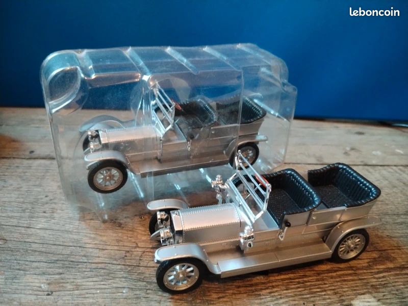 Lot de 3 véhicules miniatures neuf (image 7)