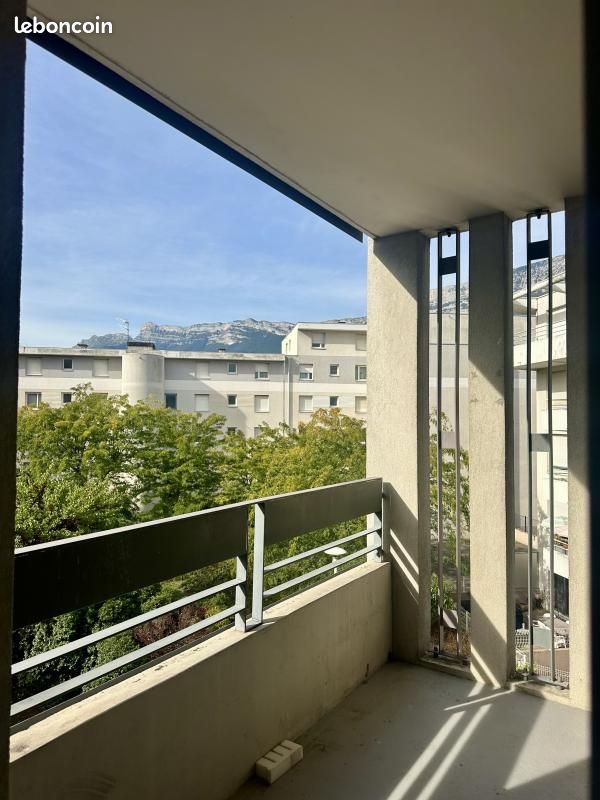Appartement 2 pièces 51 m² · à Échirolles · 51 m² · 574 €/mois