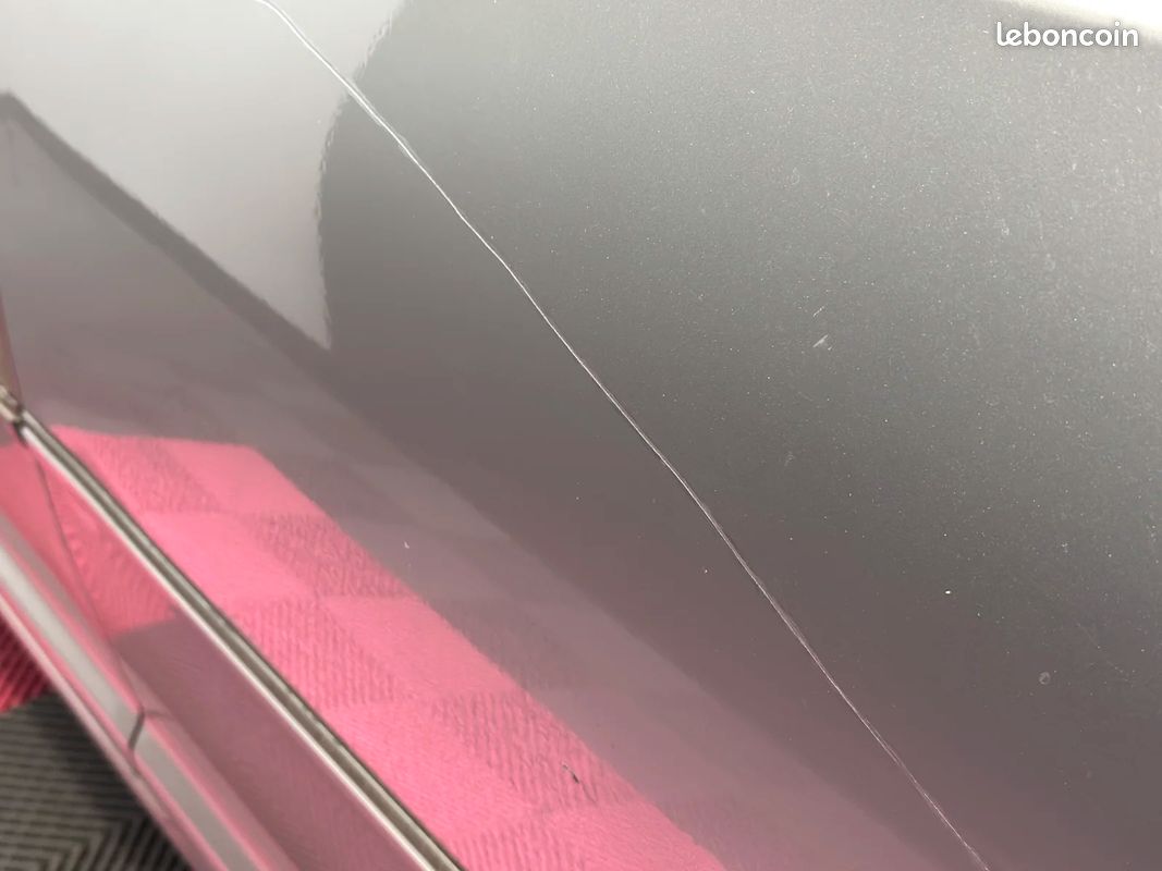 Volkswagen Bora 1.9 TDI Trendline BVM6 / Carplay / Suivi OK (image 31)
