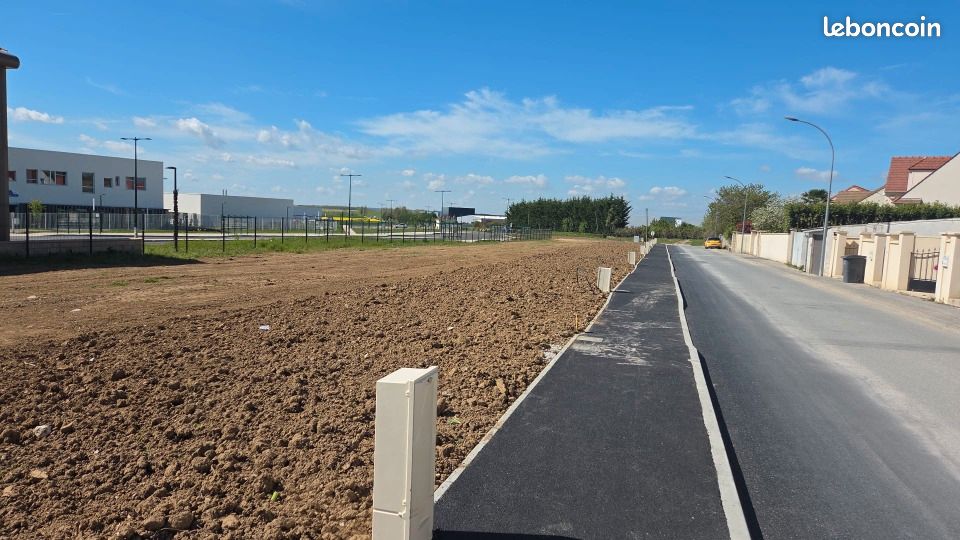Terrain 220 m² Charny · 132 900 €