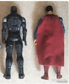 Lot de 2 grandes figurines supers héros (image 2)