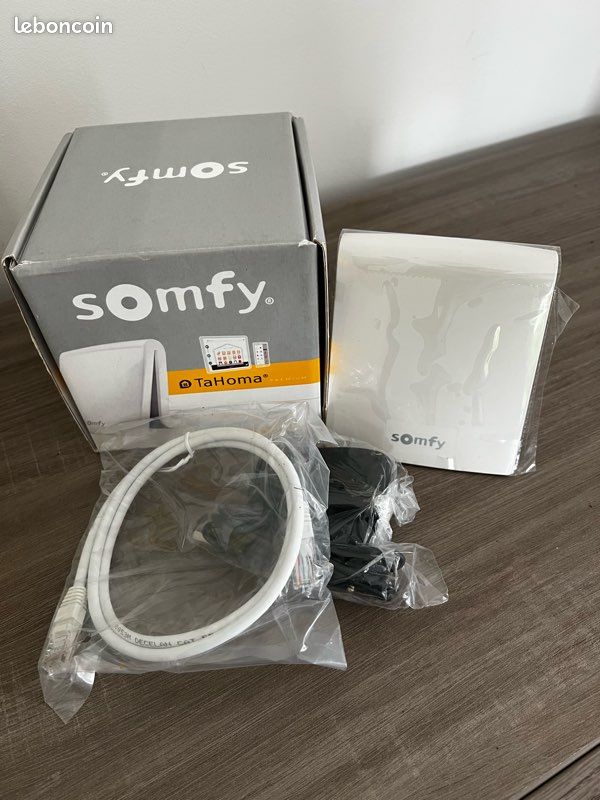 Box SOMFY TAHOMA V2 Neuf (image 3)