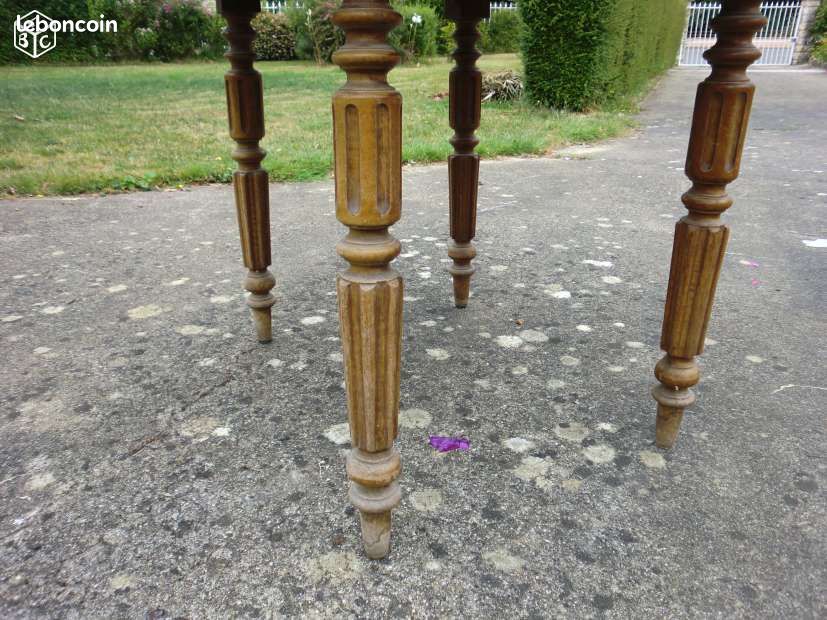 Table Louis Philippe en merisier (image 3)