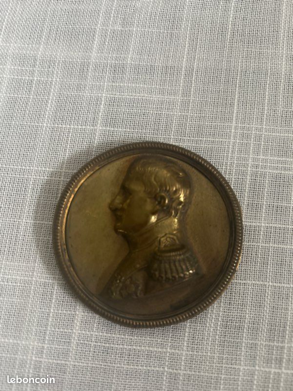Médaille bronze à l’effigie des Napoléon (image 1)