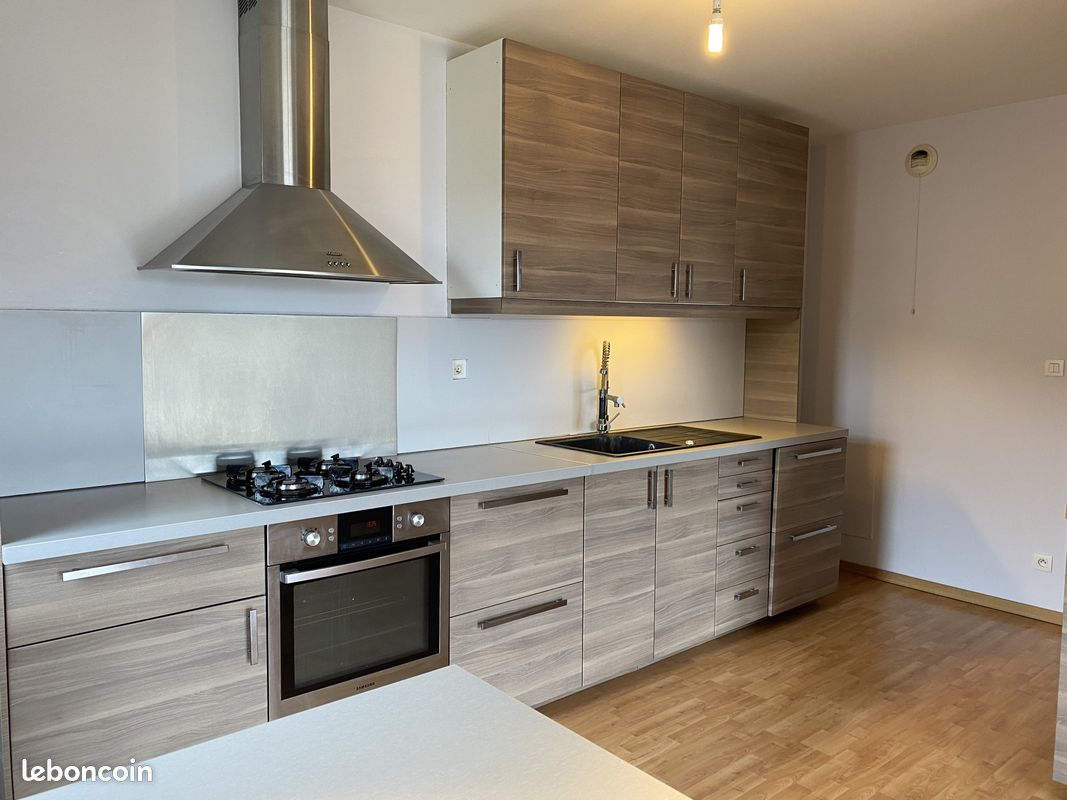 Appartement 3 pièces 71 m² · à Messimy · 71 m² · 1 000 €/mois