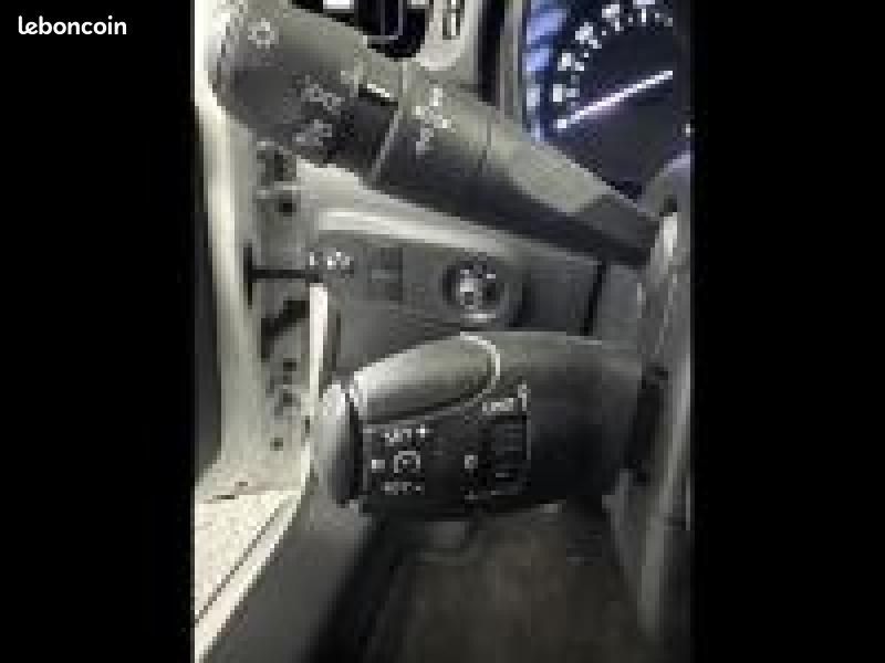 Citroen C3 1.5 BlueHDi 100ch S&S PLUS (image 13)