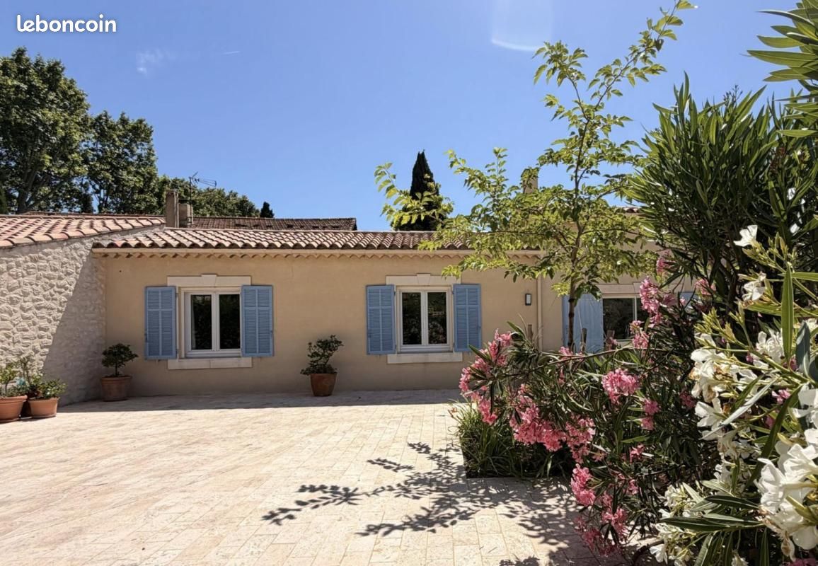 Maison 5 pièces 130 m² · à Paradou · 130 m² · 595 000 €
