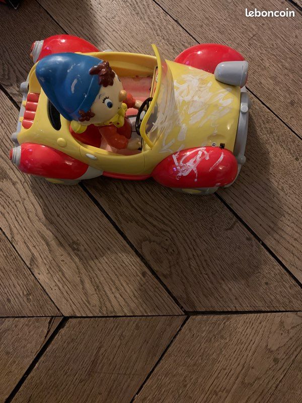 Voiture oui oui (image 1)