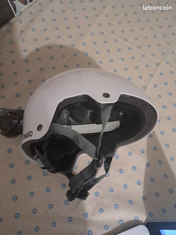 Casque vélo/roller/trotinette S neuf (image 2)