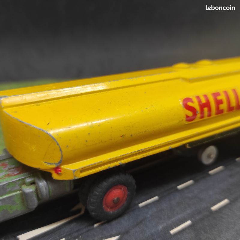 Camion SOMUA Citerne SHELL CIJ 1/50 - Réédition Avec Boîte, Zamak Rouge