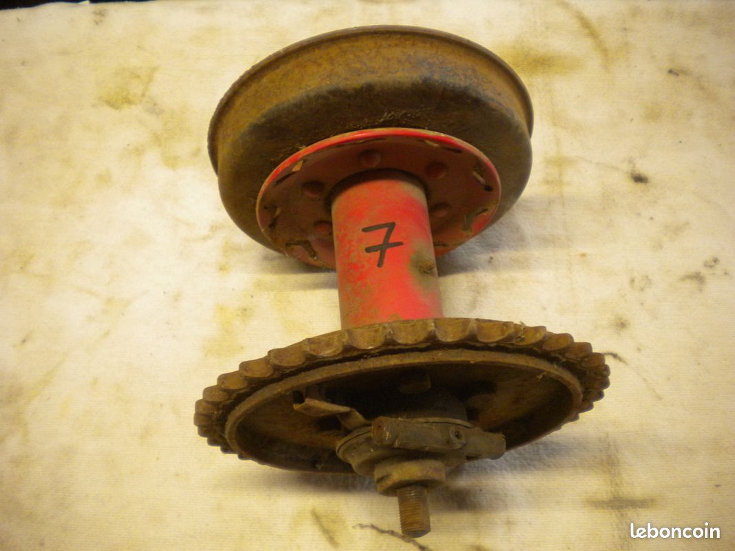 Pièce détachée pour roue arrière de moto ancienne (image 3)