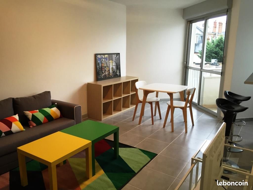Appartement 1 pièce 29 m² · à Orléans · 29 m² · 500 €